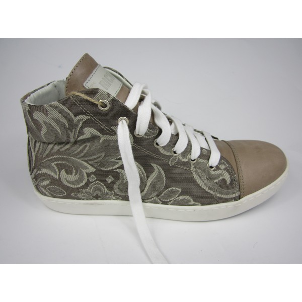 Deluxe handmade sneakers brown leather, exclusive fabric.